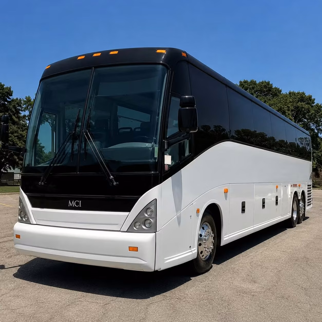 bus rental options for lakeland trips