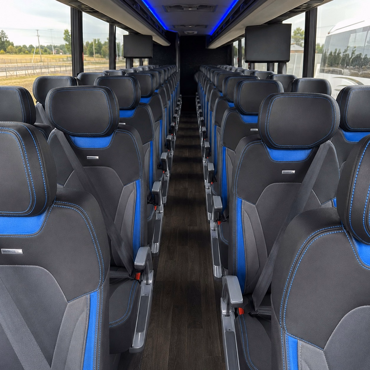 how where and when you re traveling affects lakeland bus rental rates