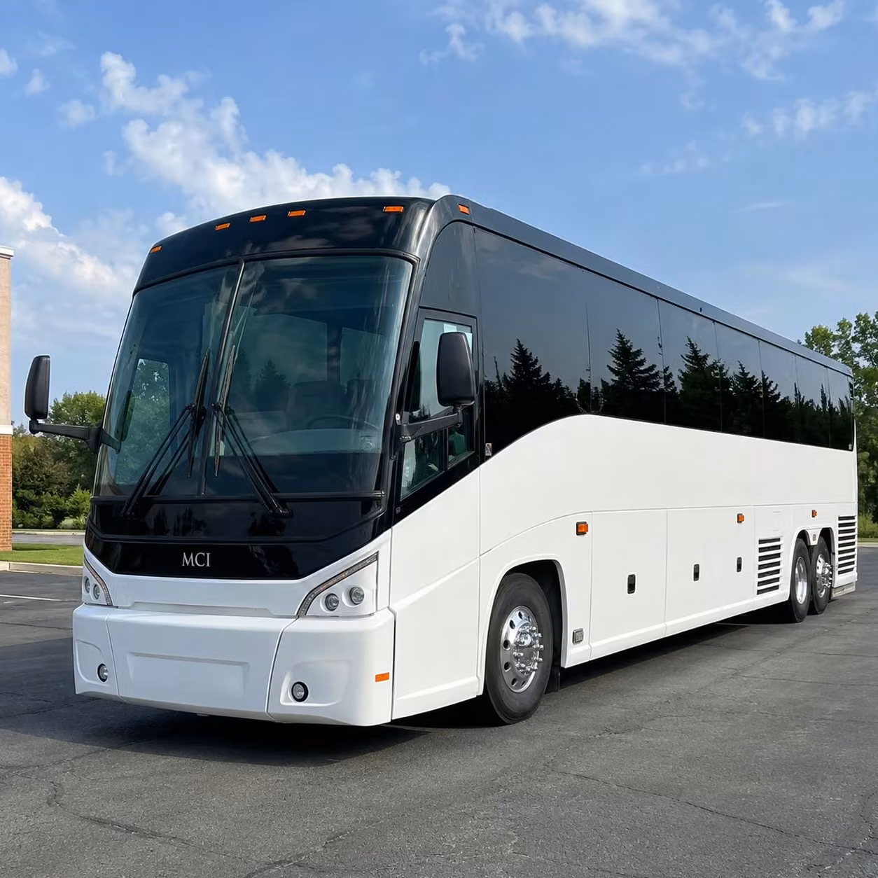 reliable personnel shuttles between lakeland s government facilities and macdill air force base