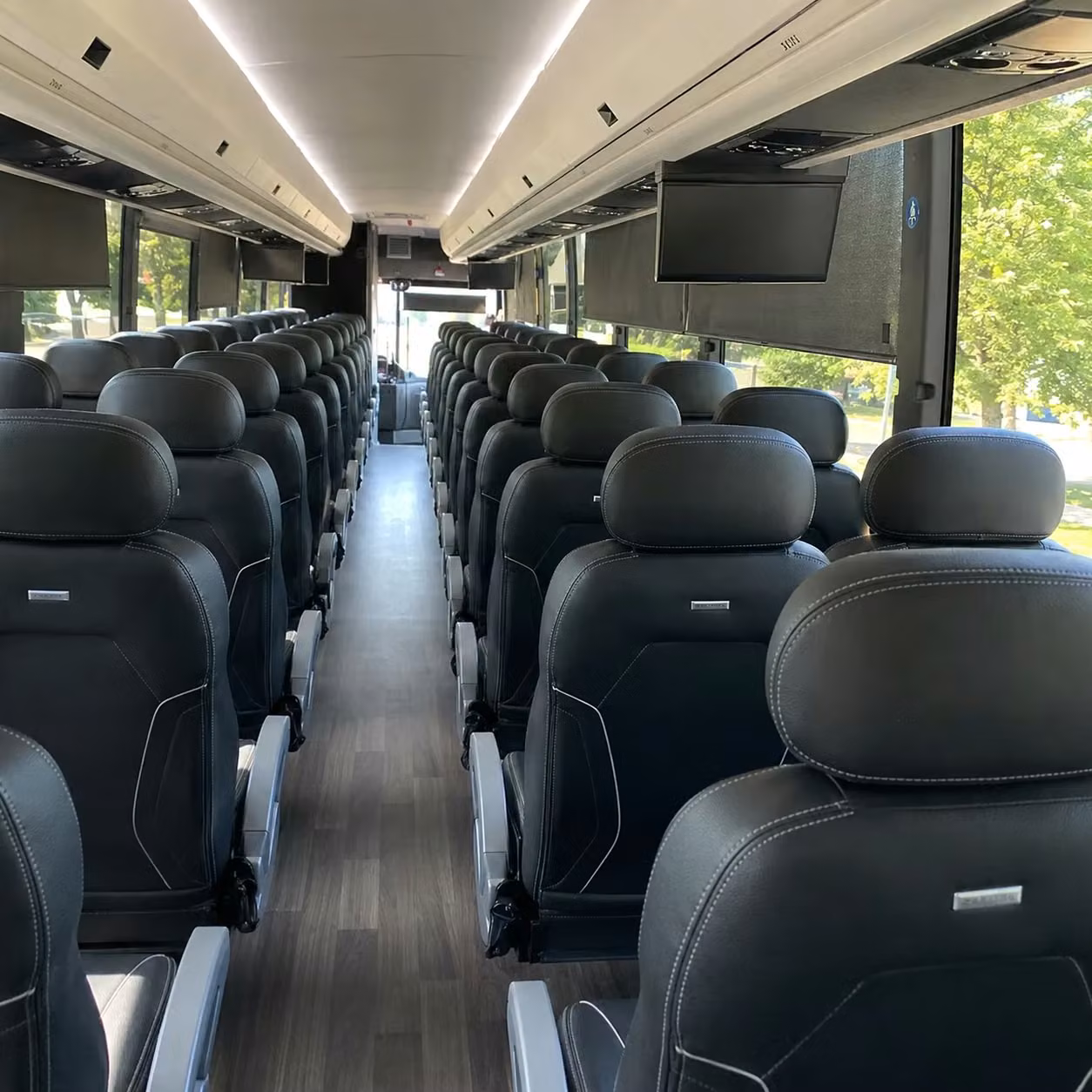 school field trip bus rentals in lakeland