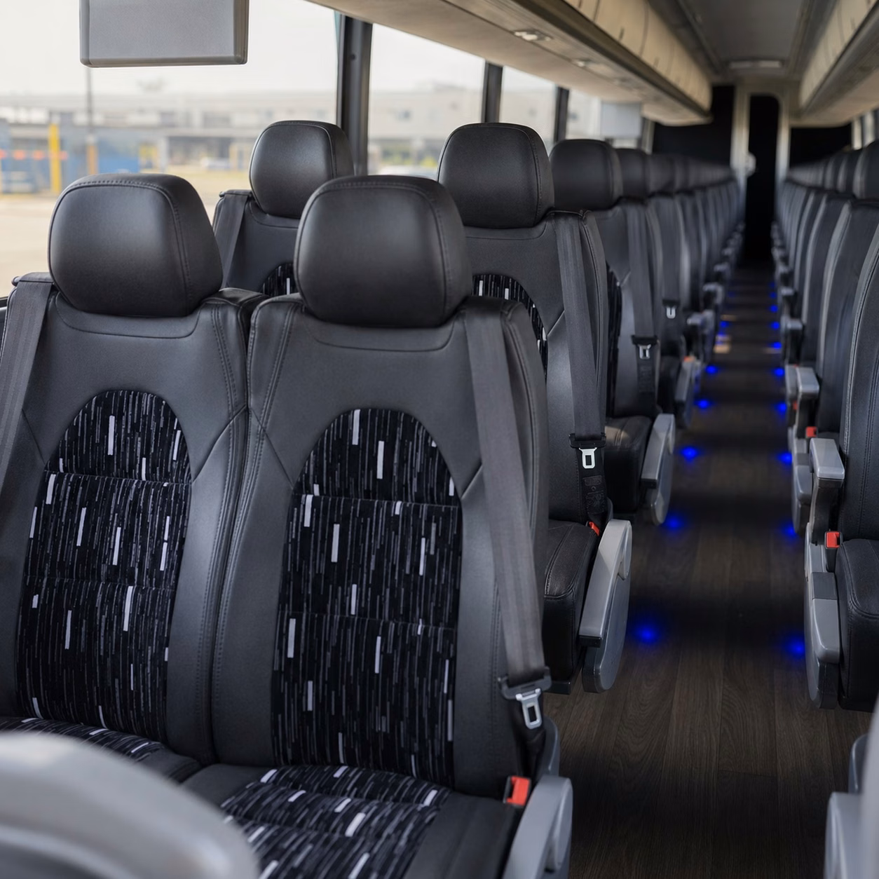you ll love having a charter bus for your lakeland wedding ceremony and reception