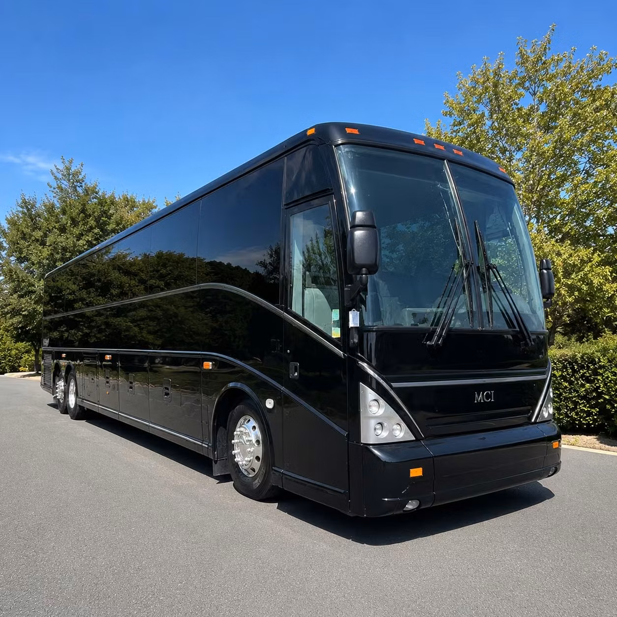 your group deserves more than a rideshare for lakeland concert nights